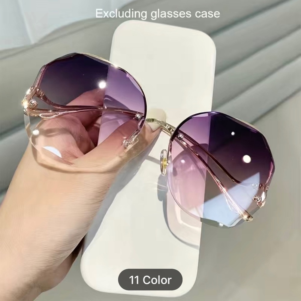 Gradient Purple Sunglasses
